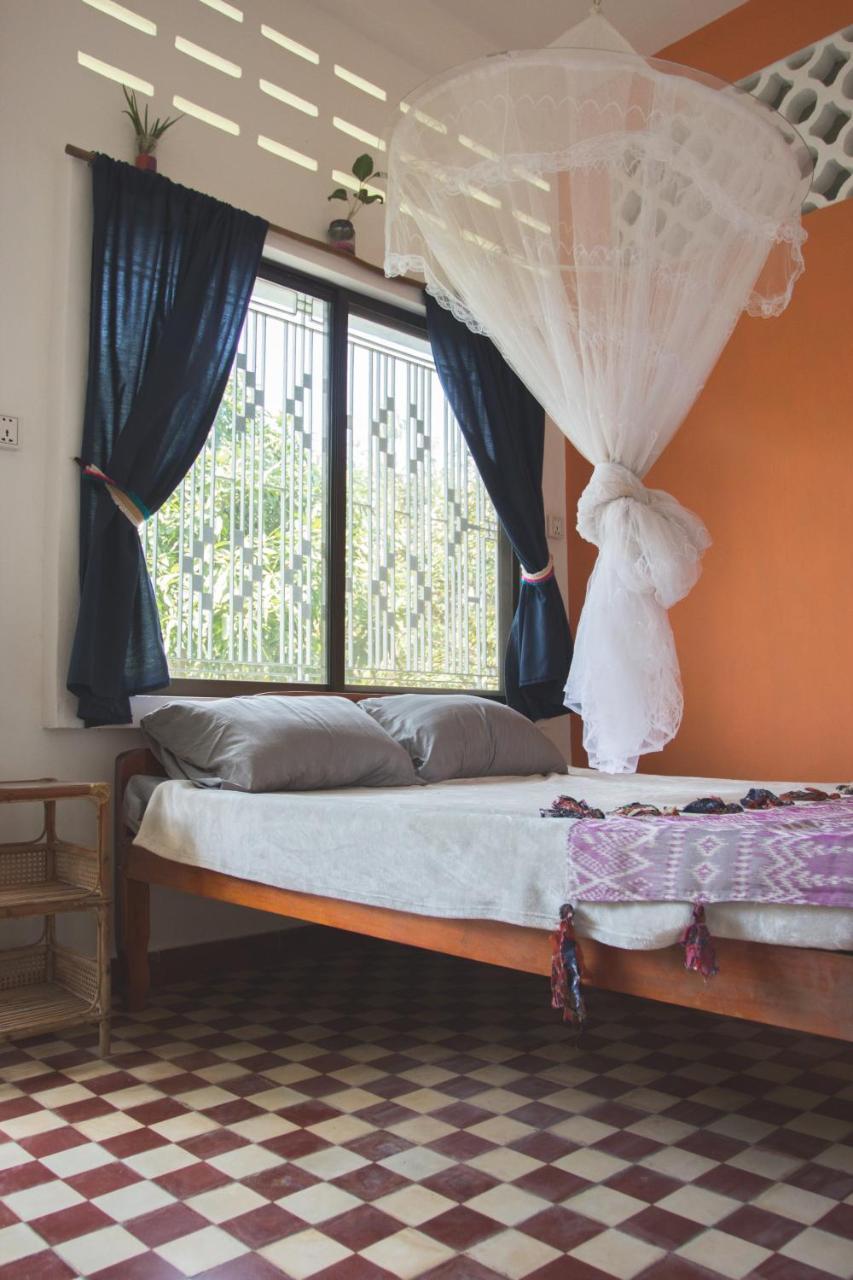 The Playground Bed & Breakfast กำปอต ภายนอก รูปภาพ